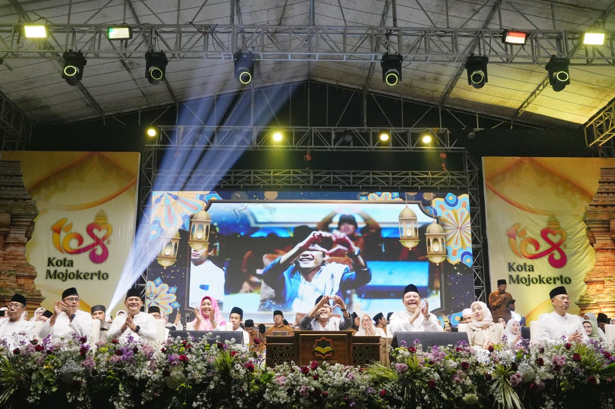 gambar-sambut-hut-ke-108-pemkot-mojokerto-gelar-pengajian-akbar-bersama-gus-iqdam-idpqchlrt3