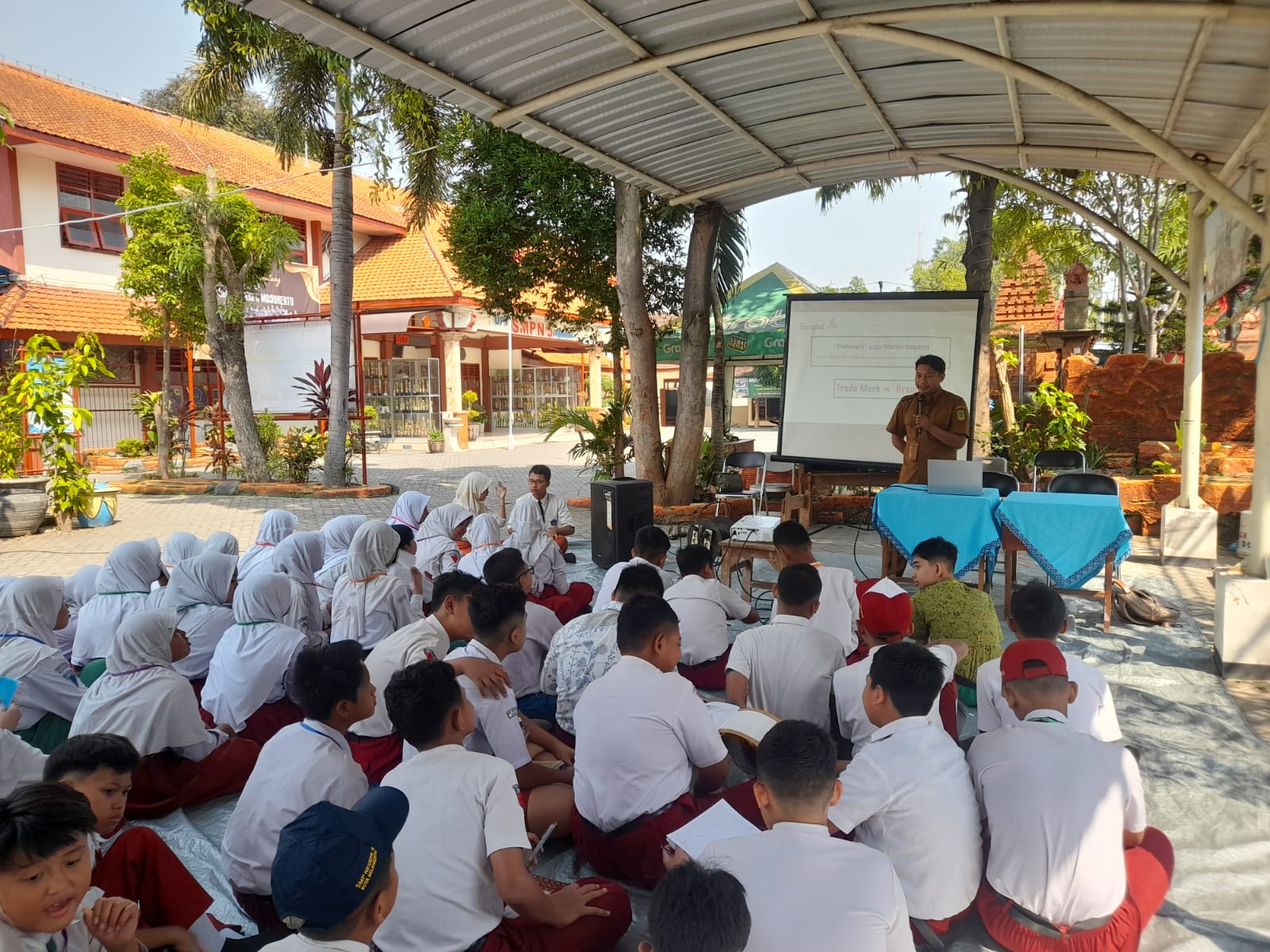 gambar-mpls-ramah-2026-diskominfo-kota-mojokerto-tanamkan-literasi-digital-dan-etika-bermedia-sosial-3tfjmpss5b